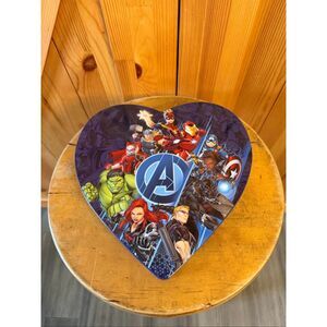 Marvel's Avengers Large Heart Tin decoration (6721)